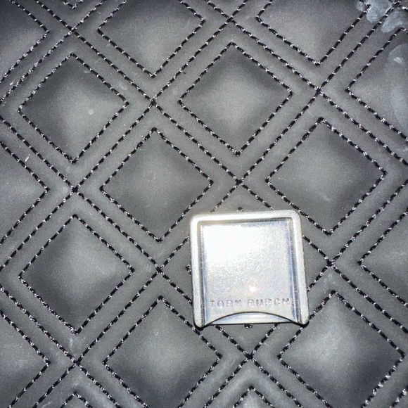 TORY BURCH BLACK FLEMING MATTE CONVERTIBLE SHOULDER BAG - Picture 9 of 11